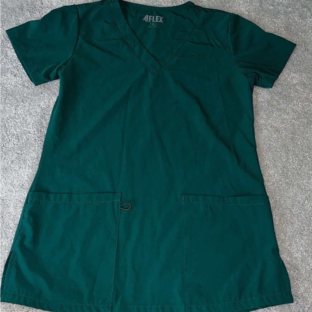 4Flex Scrub top